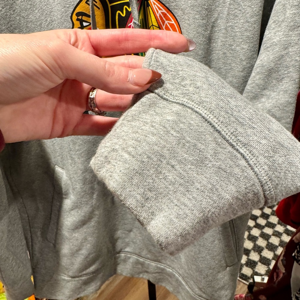Adidas Gray Men's Blackhawks Hockey Hoodie Chicago - Picture 6 of 7